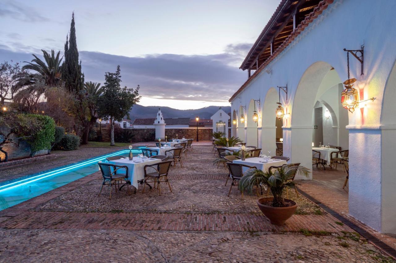 Parador De Guadalupe Guadalupe  Esterno foto