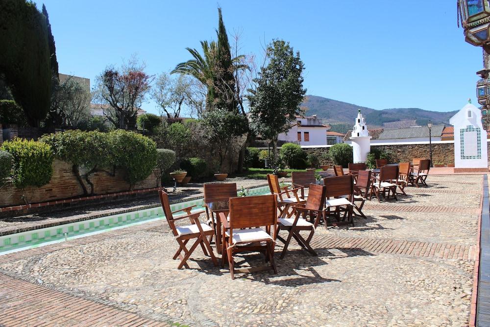 Parador De Guadalupe Guadalupe  Esterno foto