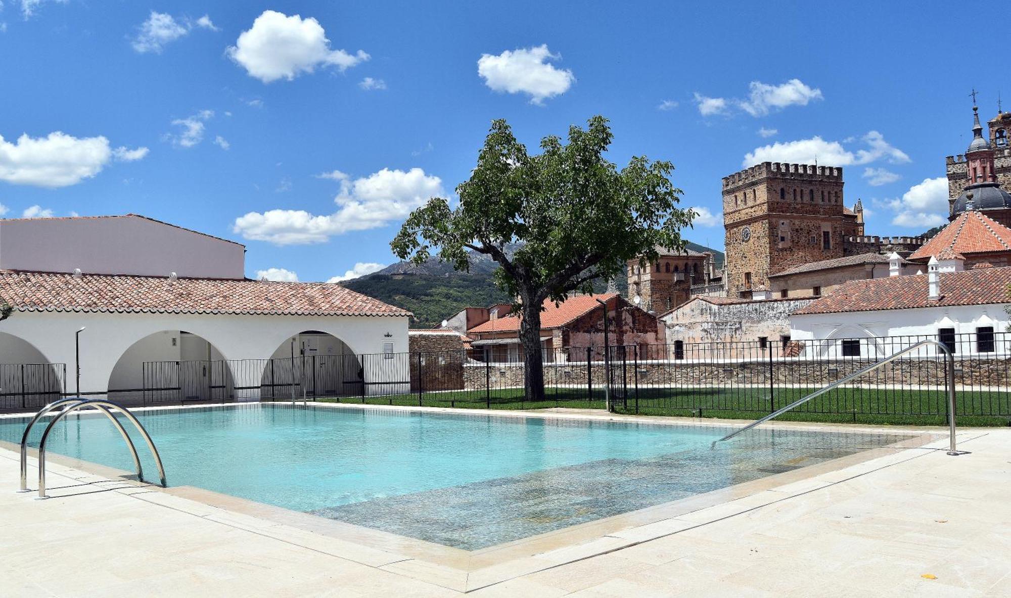 Parador De Guadalupe Guadalupe  Esterno foto